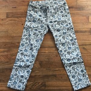 Loft floral modern crop